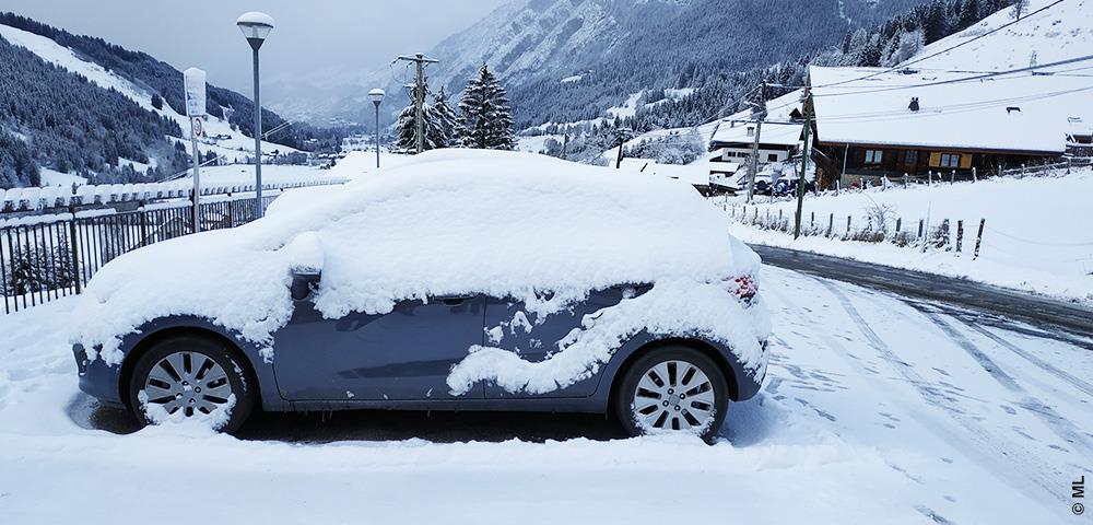 Dès 2021, les pneus neige ou les chaînes seront obligatoires l'hiver en  montagne