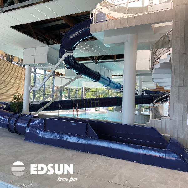 Toboggans aquatiques sur mesure - Photo