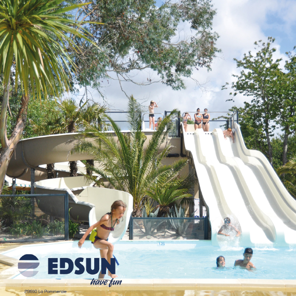 Toboggans aquatiques sur mesure - Photo