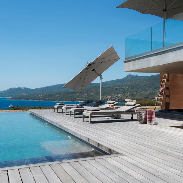 Lame de terrasse en bois  - Photo