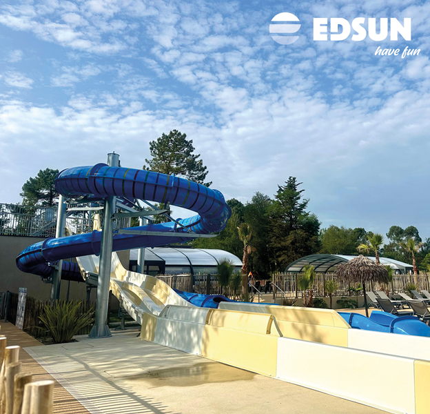 Toboggans aquatiques sur mesure - Photo
