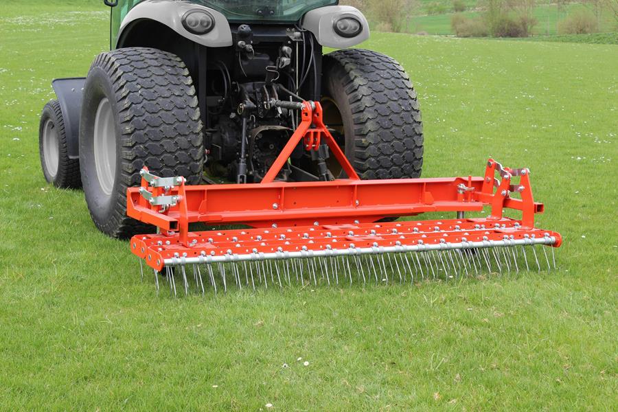 Brosses pour gazon synthétique - Entretien des gazons synthétiques - Photo 1