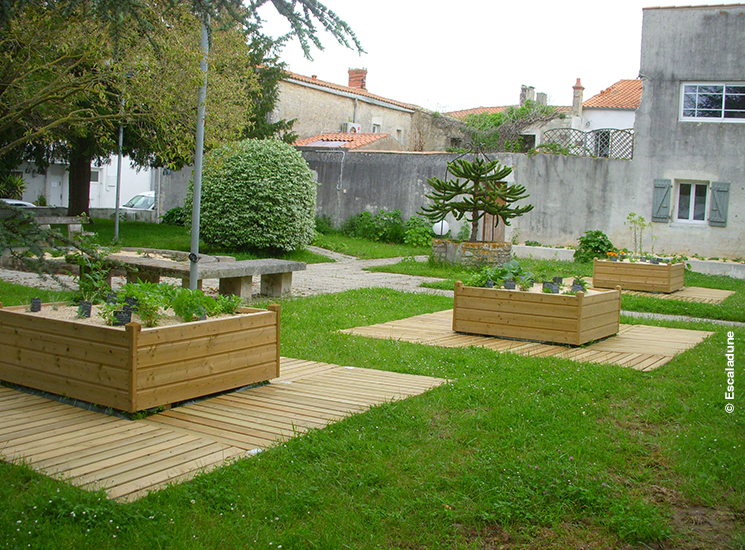 .ca : Station météo : Terrasse et Jardin